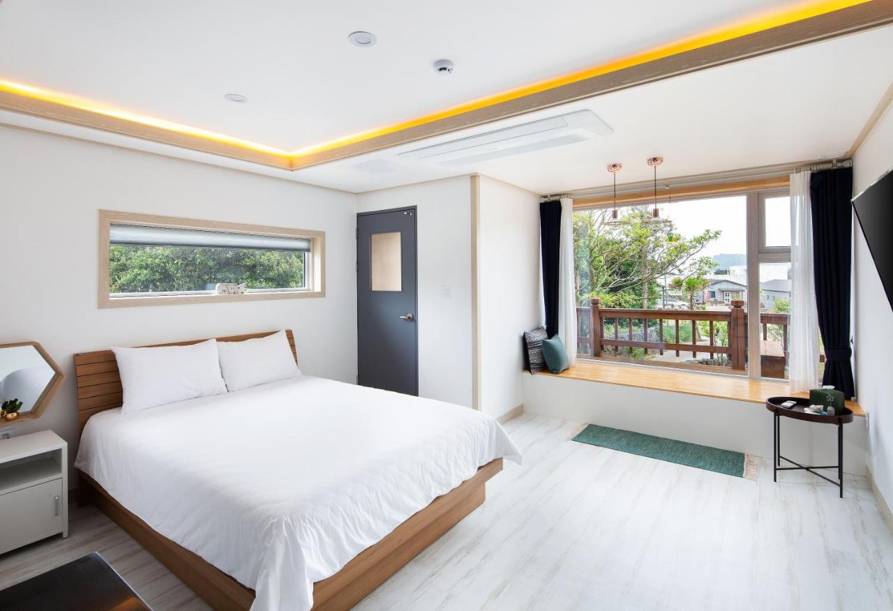 Вилла Jeju Abientot Согвипхо Экстерьер фото