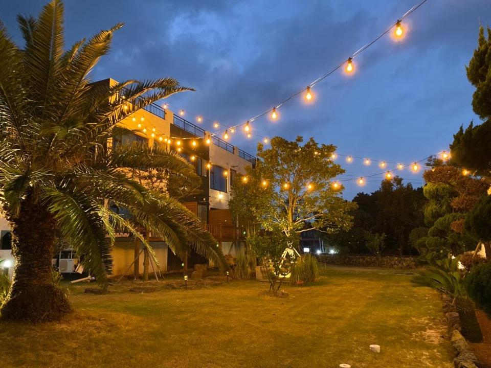 Вилла Jeju Abientot Согвипхо Экстерьер фото